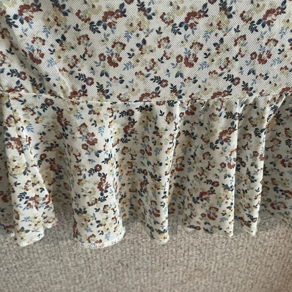 Full tilt sheer top. Size‎ small - Picture 4 of 6